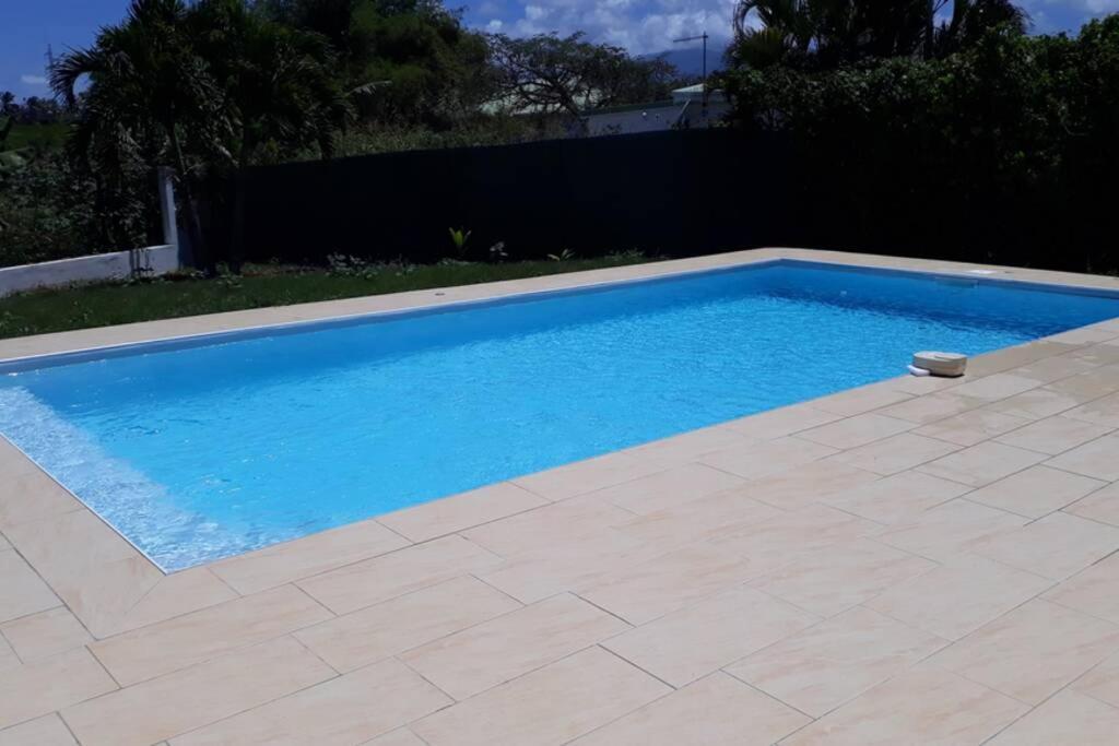 F2 Zen & Green - Piscine Et Confort Baie-Mahault Bagian luar foto